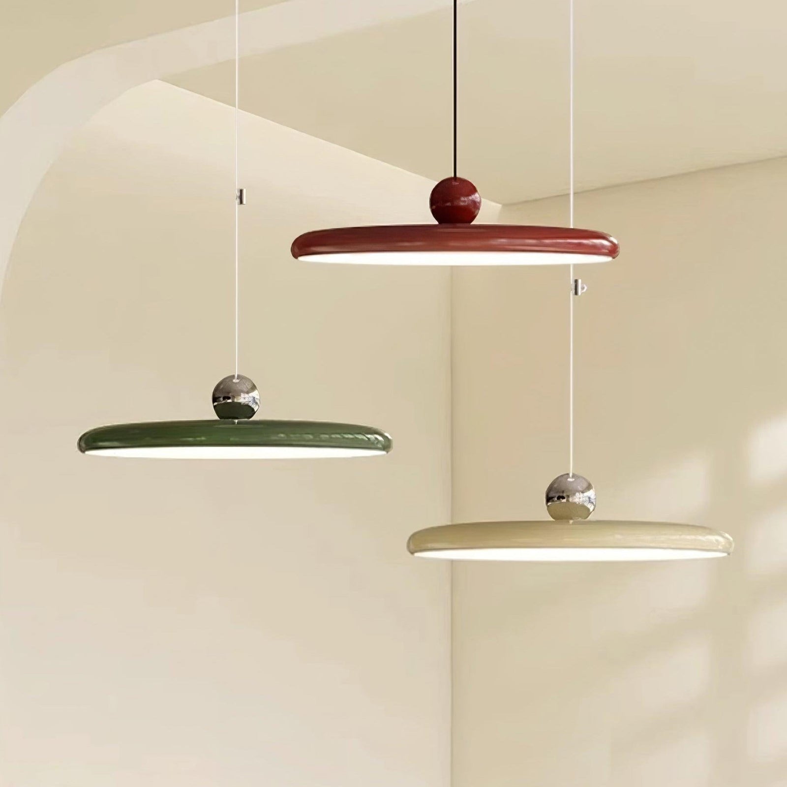 Aira Lámparas Colgantes Morandi con Brazo Ajustable — imagen 3 | Aura Lighting