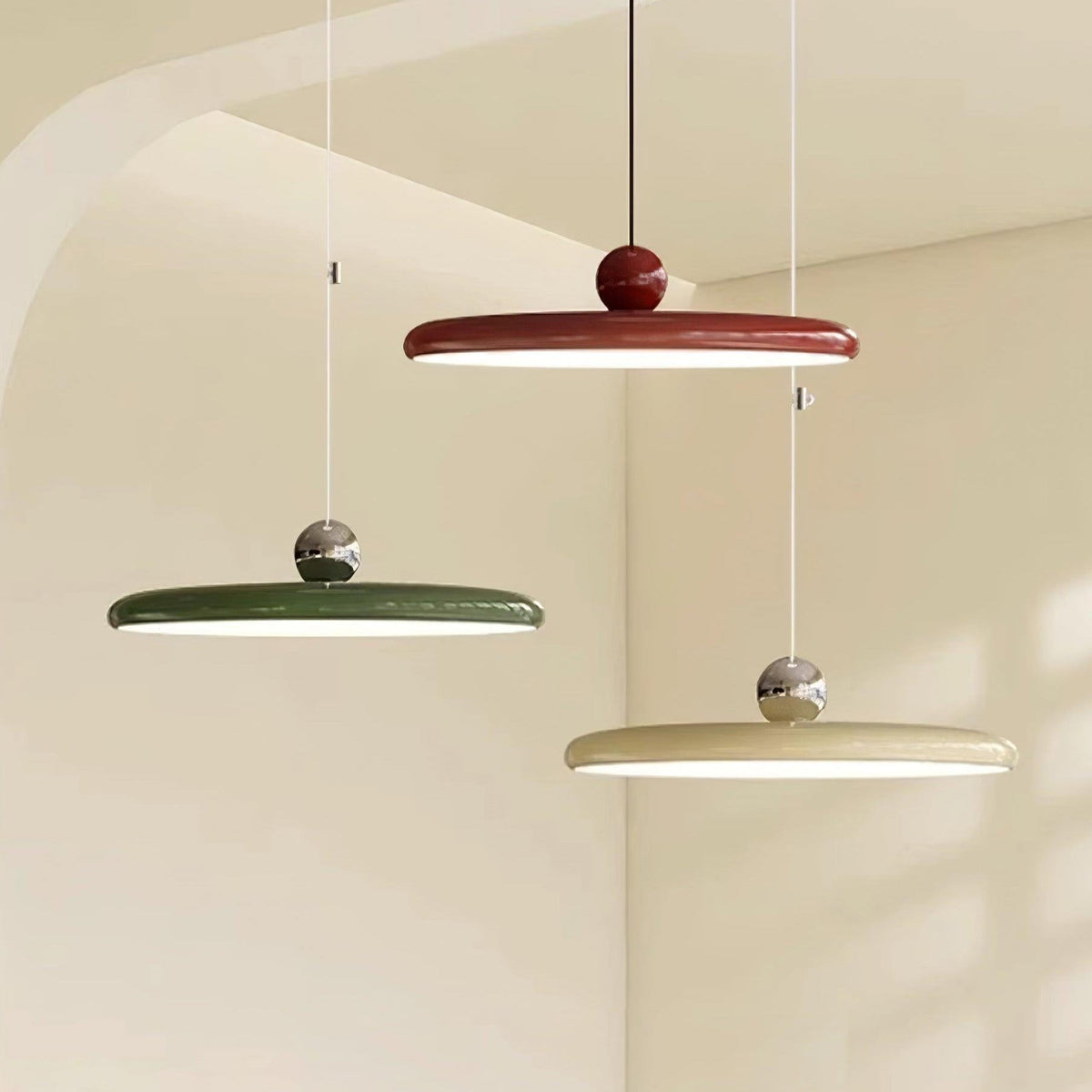 Aira Lámparas Colgantes Morandi con Brazo Ajustable — imagen 3 | Aura Lighting