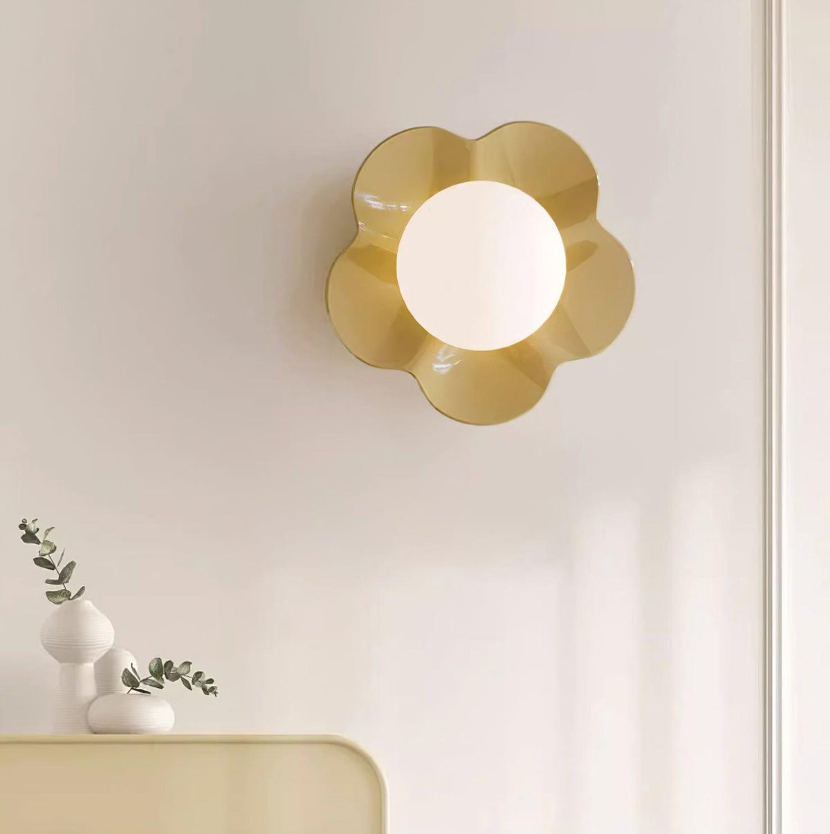 La fleur Wall Lamp - Aura Lighting