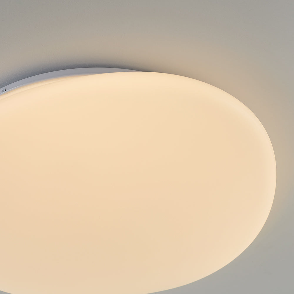 Arisha Irregular Redonda Metal/Acrílica Lámpara de Techo Blanco — imagen 13 | Aura Lighting