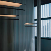 Arisha Minimalista Lineal Metal/Acrílico Lámpara Colgante — imagen 11 | Aura Lighting