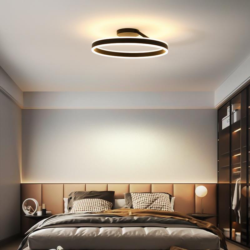 Arisha Moderna Anilla Metal Lámpara de Techo Blanca/Negra — imagen 11 | Aura Lighting