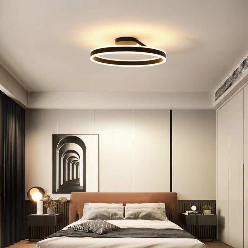 Arisha Moderna Anilla Metal Lámpara de Techo Blanca/Negra — imagen 8 | Aura Lighting