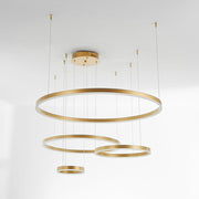 Arisha Moderna Anillos Metal/Acrílico Lámpara Colgante Negra/Dorada/Café — imagen 35 | Aura Lighting