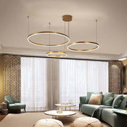 Arisha Moderna Anillos Metal/Acrílico Lámpara Colgante Negra/Dorada/Café — imagen 5 | Aura Lighting