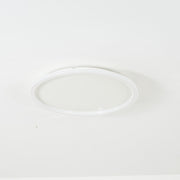 Arisha Moderna Redonda Metal Lámpara de Techo Blanca/Negra — imagen 10 | Aura Lighting
