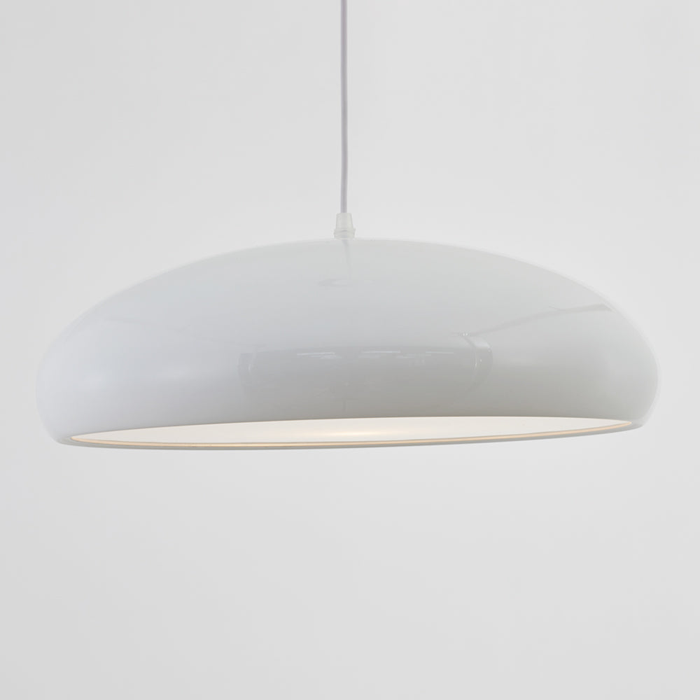Arisha Nordica Doma Metal/Acrílico Lámpara Colgante Negra/Blanca — imagen 18 | Aura Lighting