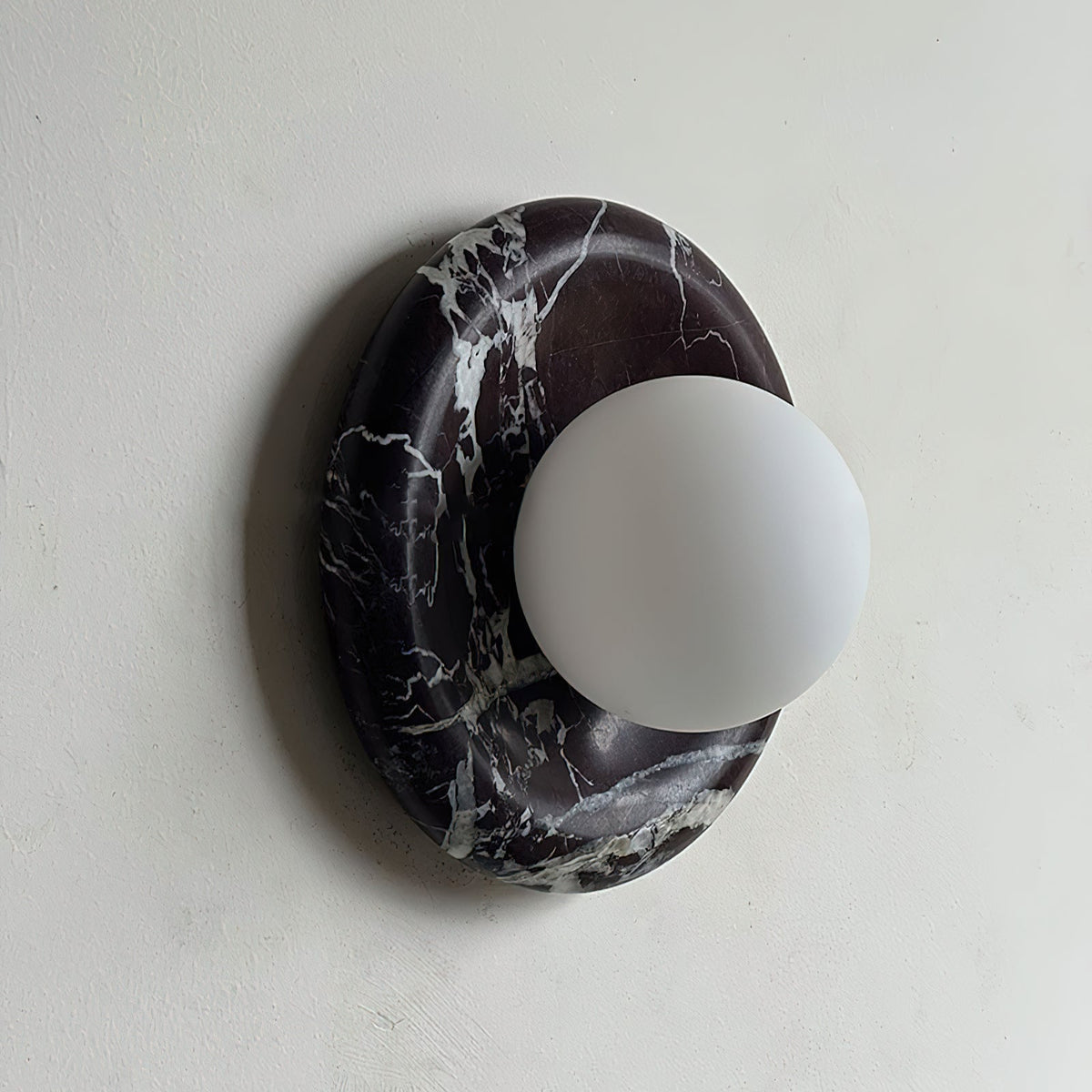 Avi Aplique de Pared Interior de Mármol — imagen 16 | Aura Lighting