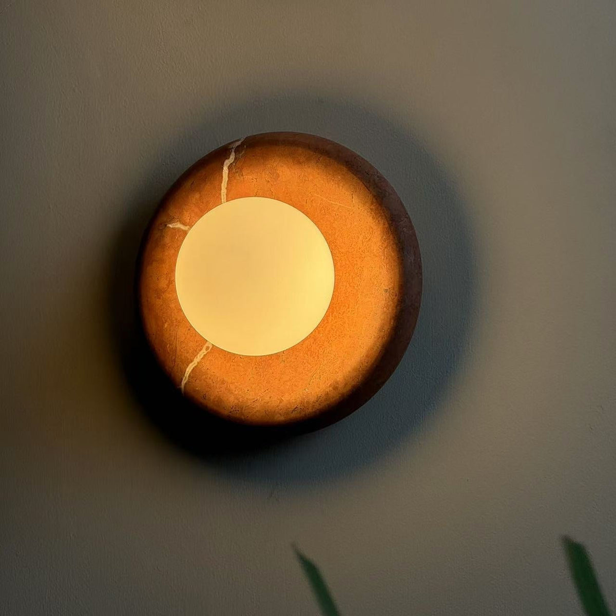 Avi Aplique de Pared Interior de Mármol — imagen 2 | Aura Lighting