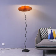 Mira Dinamarca Vintaje Forma de Paraguas Lámpara de Pie Blanca/Roja — imagen 8 | Aura Lighting