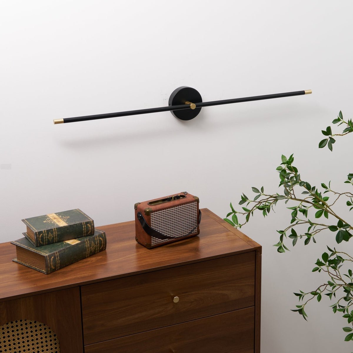 Minimalist Linear LED Wall Lamp - Aura Lighting