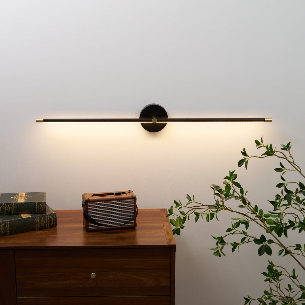 Minimalist Linear LED Wall Lamp - Aura Lighting