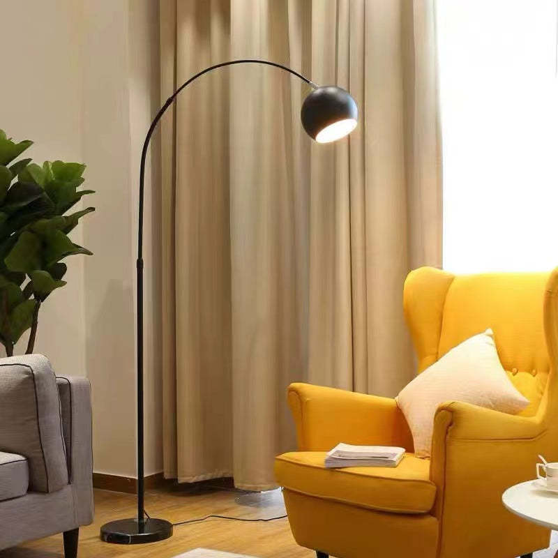 Mira Moderno Geométrico Metal LED Lámpara de Pie Amarillo/Negro/Azul — imagen 3 | Aura Lighting