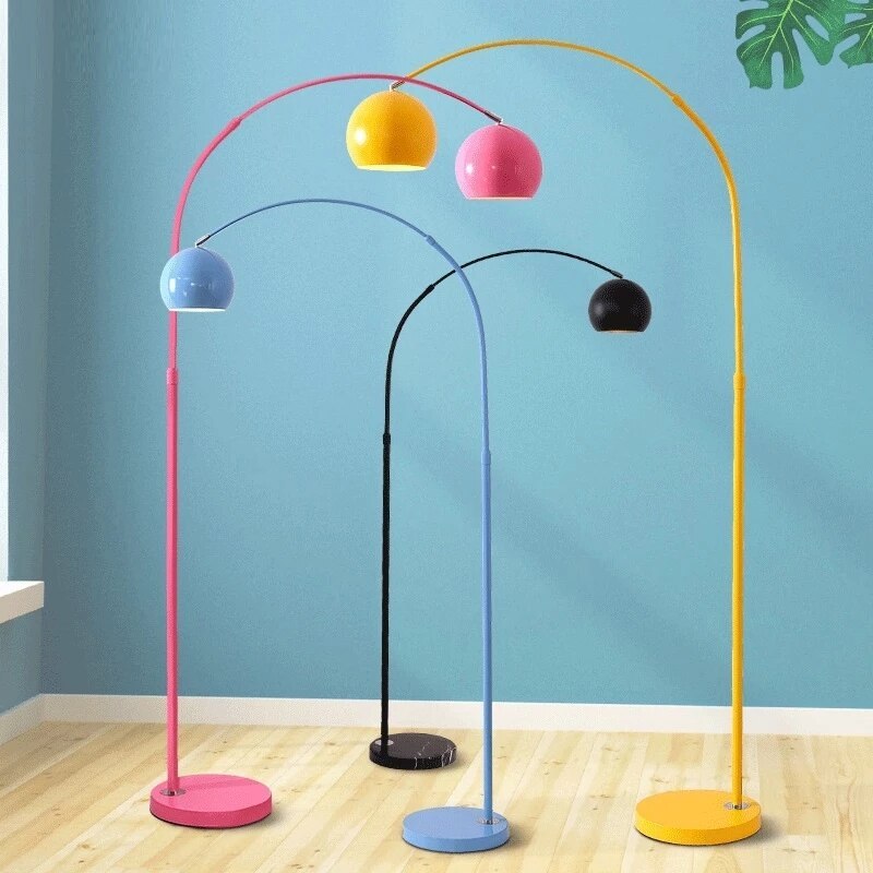 Mira Moderno Geométrico Metal LED Lámpara de Pie Amarillo/Negro/Azul — imagen 5 | Aura Lighting
