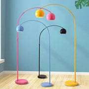 Mira Moderno Geométrico Metal LED Lámpara de Pie Amarillo/Negro/Azul — imagen 5 | Aura Lighting