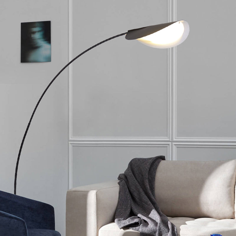 Mira Moderna Geométrica Metal LED Lámpara de Pie Negra — imagen 10 | Aura Lighting