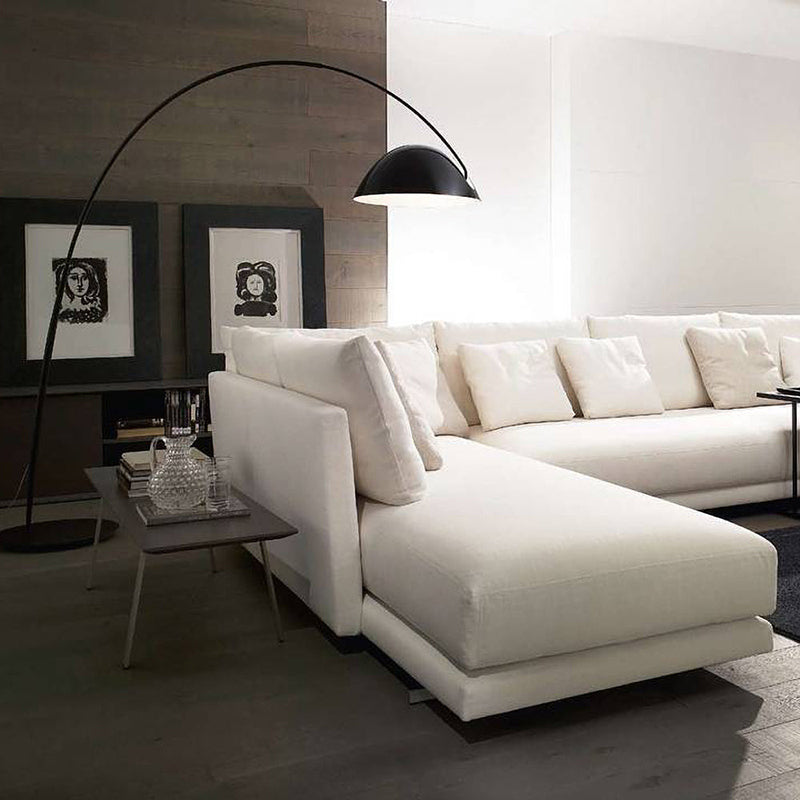Mira Moderna Minimalista Metal Lámpara de Pie Negra — imagen 7 | Aura Lighting