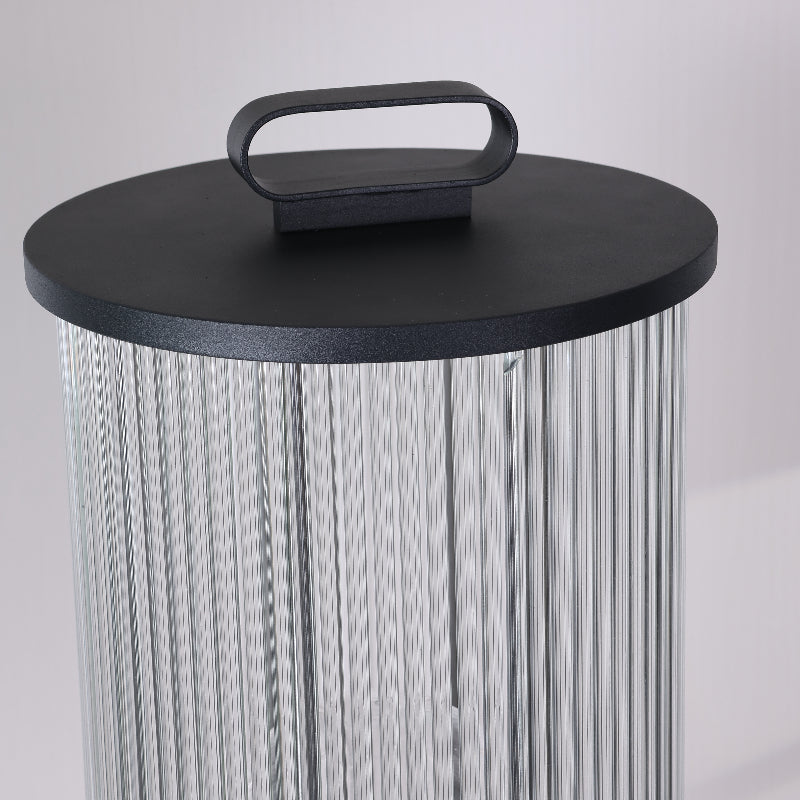 Mira Moderno Geométrico Metal/Vidrio Lámpara de Pie Exterior Negro — imagen 17 | Aura Lighting