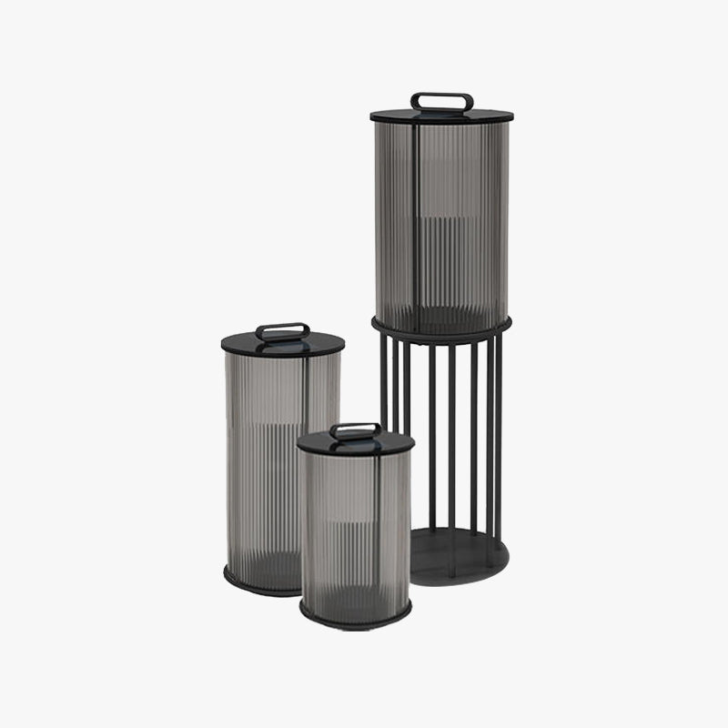 Mira Moderno Geométrico Metal/Vidrio Lámpara de Pie Exterior Negro — imagen 1 | Aura Lighting