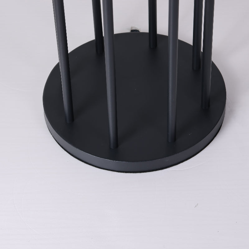 Mira Moderno Geométrico Metal/Vidrio Lámpara de Pie Exterior Negro — imagen 20 | Aura Lighting