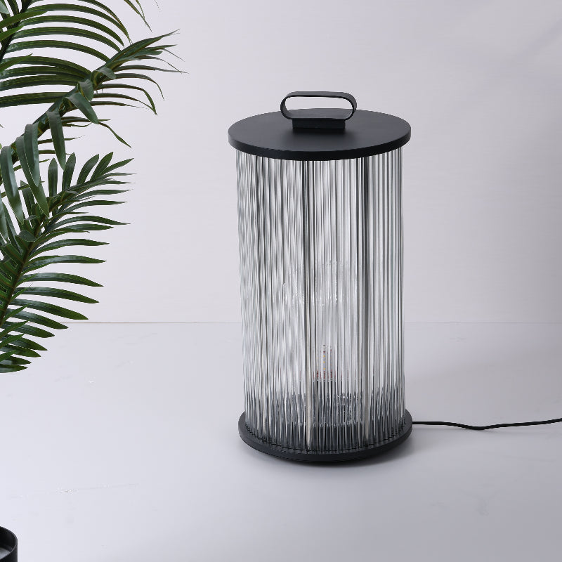 Mira Moderno Geométrico Metal/Vidrio Lámpara de Pie Exterior Negro — imagen 3 | Aura Lighting