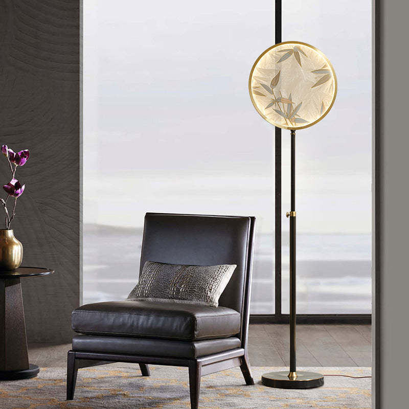 Mira Zen Artistic Circle Metal/Vidrio Lámpara de Pie — imagen 3 | Aura Lighting