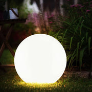 Mira Moderna Esfera Acrílico Luz Exterior Lámpara de Pie Blanca — imagen 16 | Aura Lighting