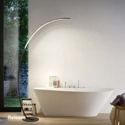 Mira Moderna Lineal Metal/Silicio LED Lámpara de Pie, Negra/Blanca — imagen 5 | Aura Lighting
