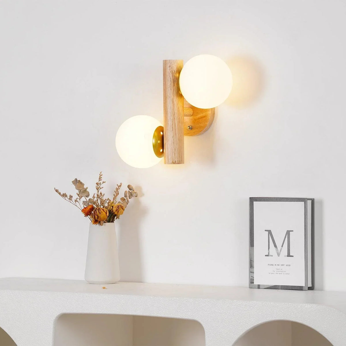 Muto Antique Cottage Wood Wall Light  Rotatable — imagen 2 | Aura Lighting