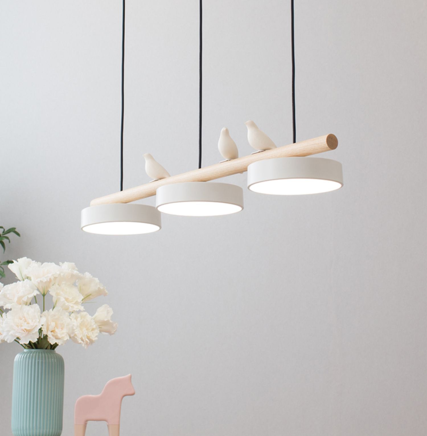 Muto Lámpara Colgante con Pájaro — imagen 2 | Aura Lighting