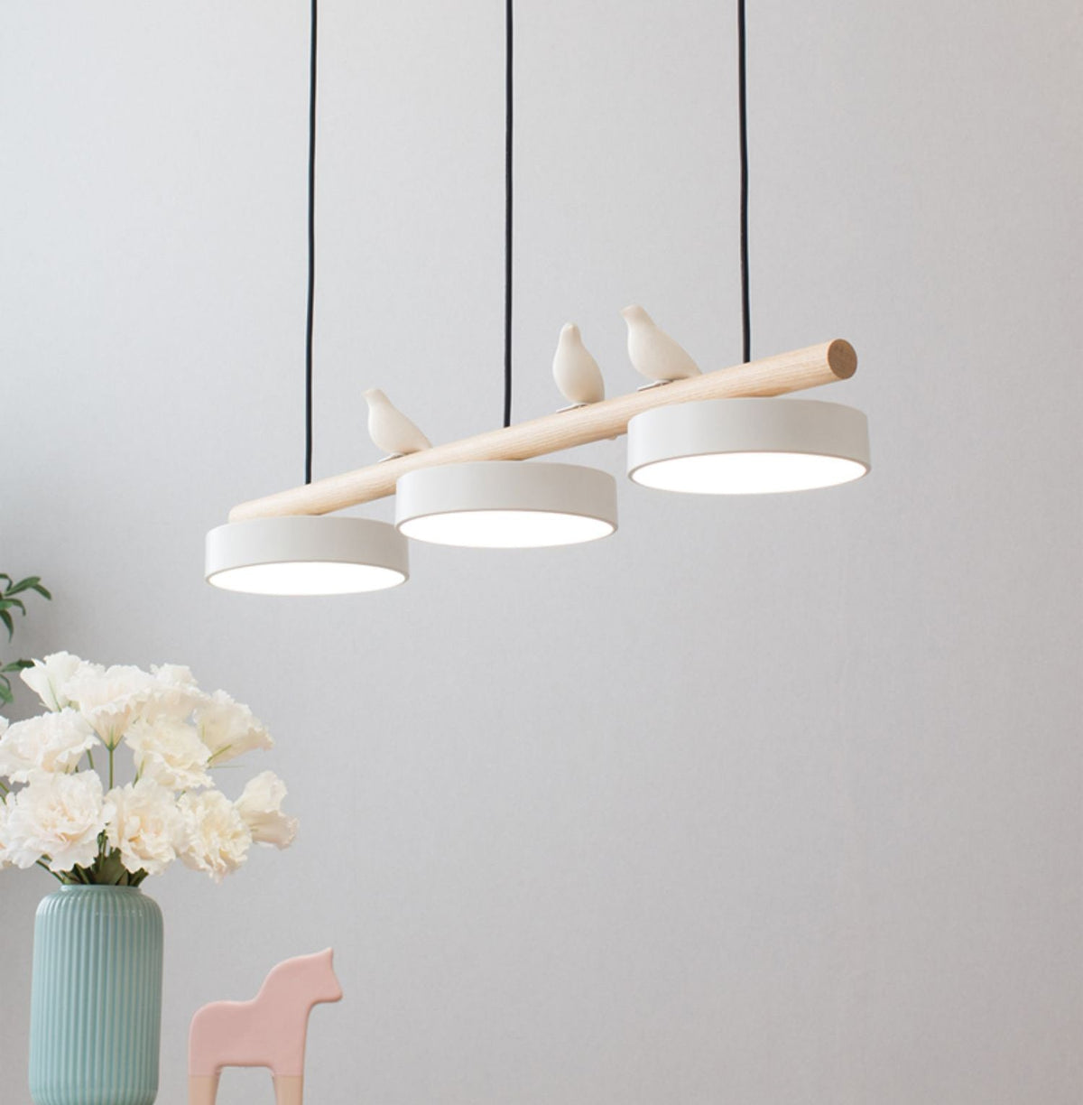 Muto Lámpara Colgante con Pájaro — imagen 2 | Aura Lighting