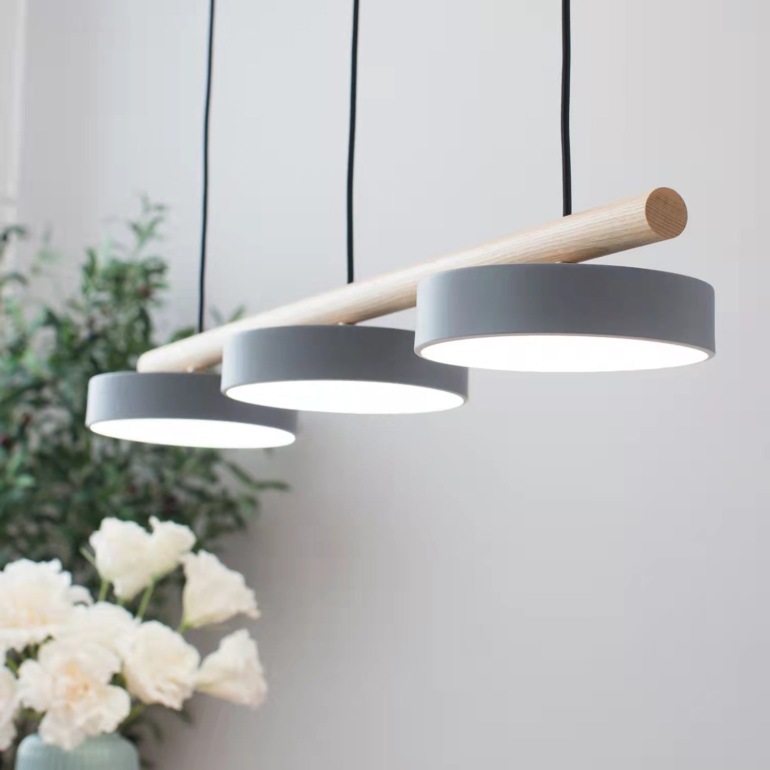 Muto Lámpara Colgante con Pájaro — imagen 4 | Aura Lighting