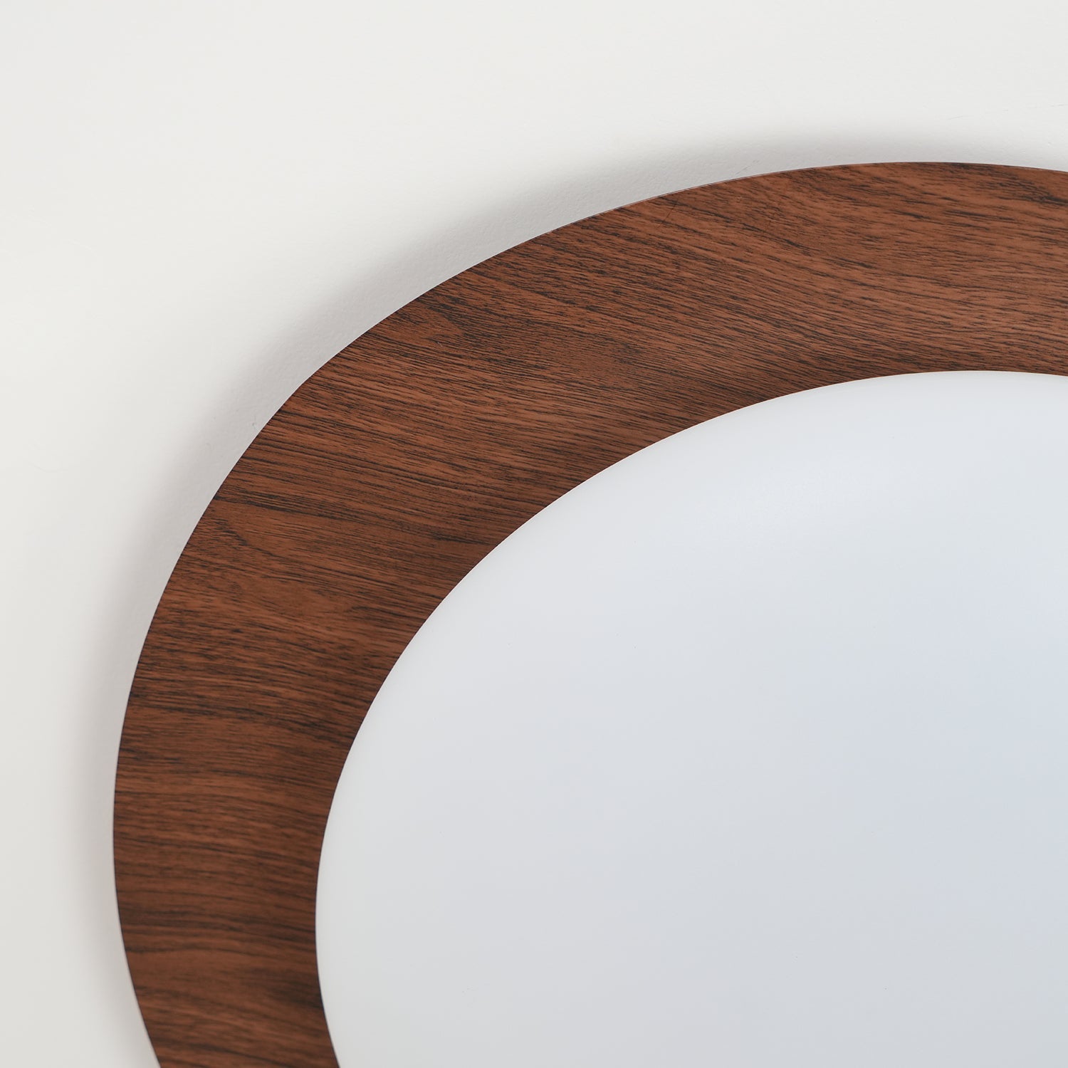 Muto Lámpara de Techo Nogal con Forma de Guijarro — imagen 14 | Aura Lighting