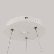 Muto Natural Anillo Acrílico LED Lámpara Colgante Madera — imagen 11 | Aura Lighting