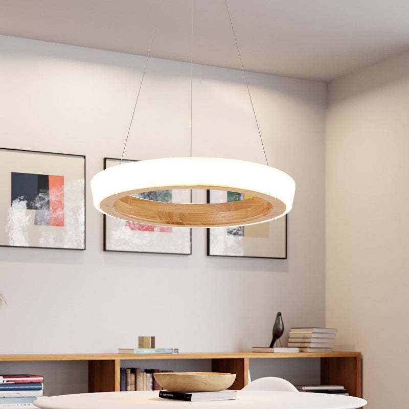 Muto Natural Anillo Acrílico LED Lámpara Colgante Madera — imagen 6 | Aura Lighting