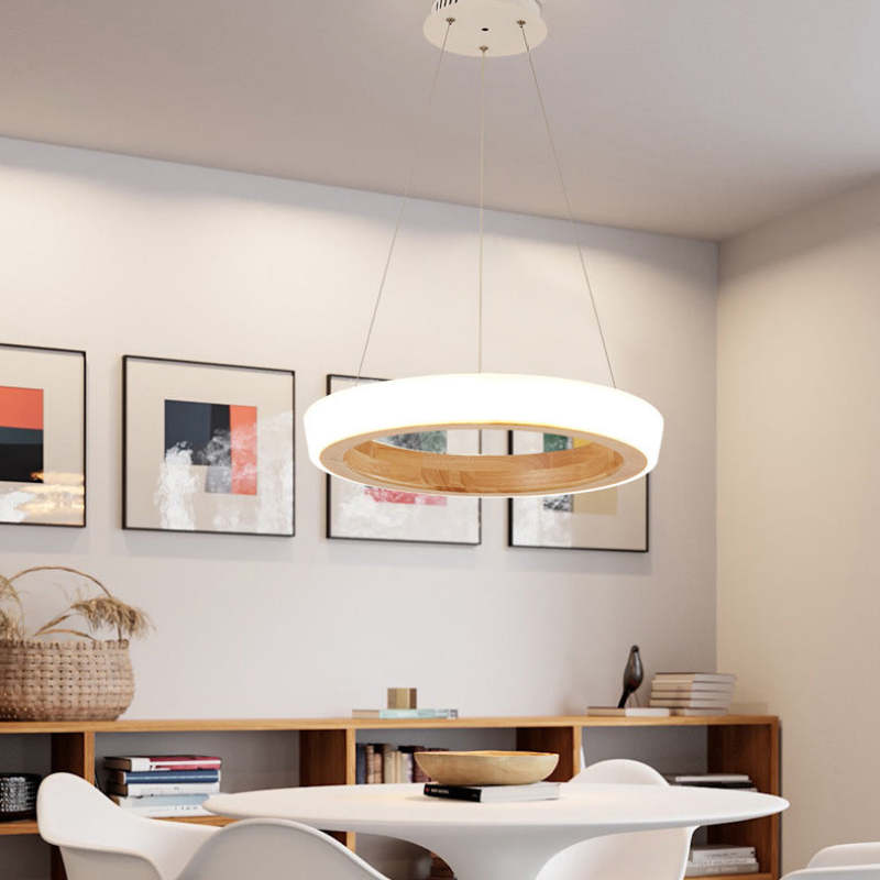 Muto Natural Anillo Acrílico LED Lámpara Colgante Madera — imagen 9 | Aura Lighting