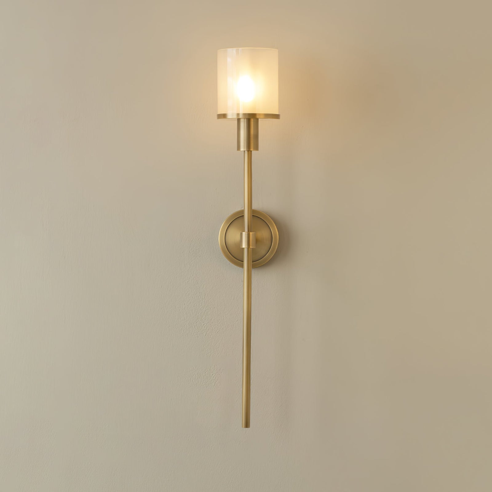Tracie Classic Sconce - Aura Lighting