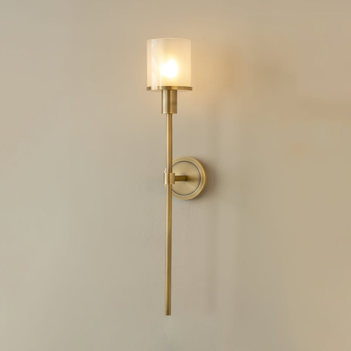 Tracie Classic Sconce - Aura Lighting