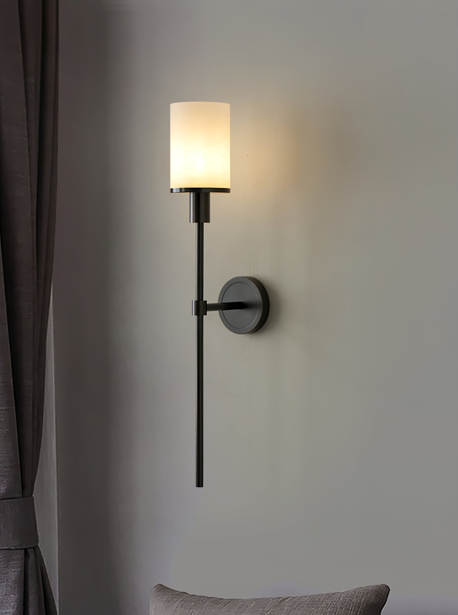 Tracie Classic Sconce - Aura Lighting