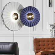Mira Moderna Geométrica Metal LED Lámpara de Pie Blanco/Azul — imagen 5 | Aura Lighting