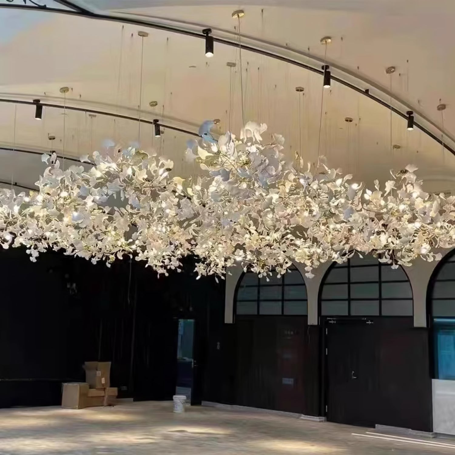 Eurzoris Gingko Metal Leaf Chandelier - Aura Lighting