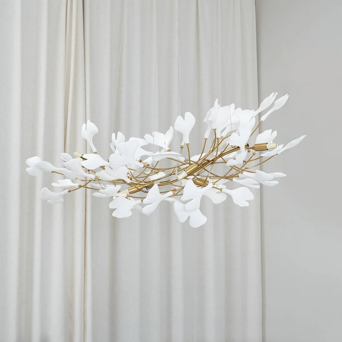 Olivia Lámpara de Araña de Cerámica con Forma de Arco en U — imagen 10 | Aura Lighting