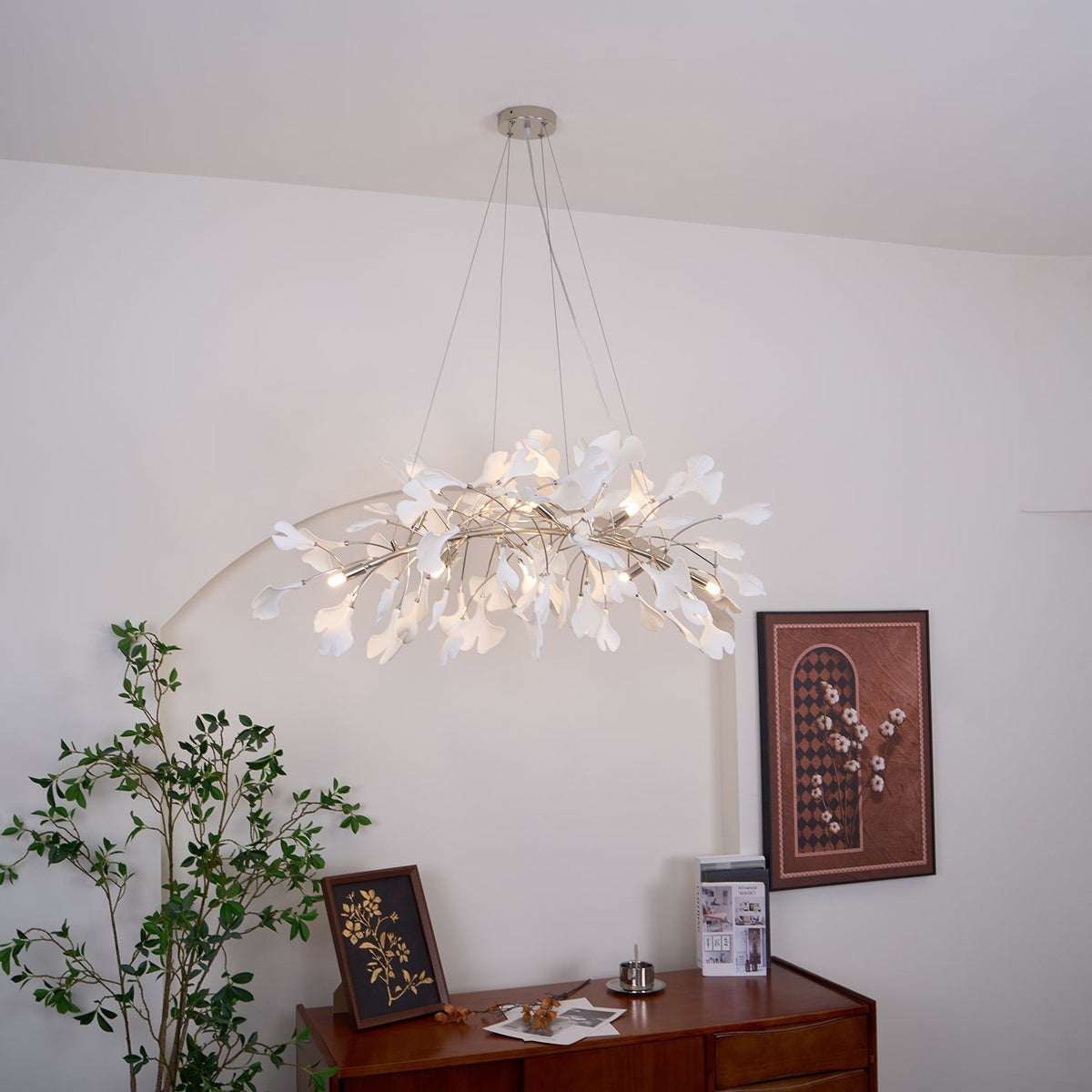 Olivia Lámpara de Araña Gingko Art Decó Inclinada Hacia Abajo — imagen 18 | Aura Lighting