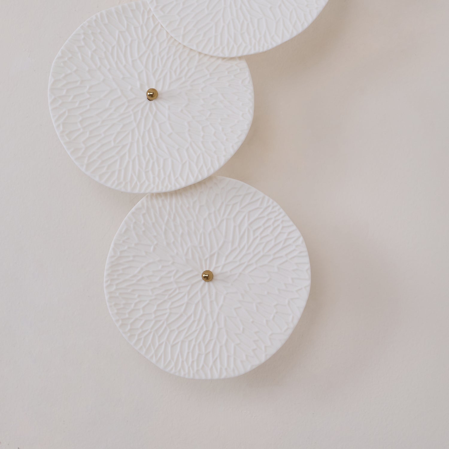 Olivia Lámpara de Pared con Pétalos de Loto — imagen 35 | Aura Lighting