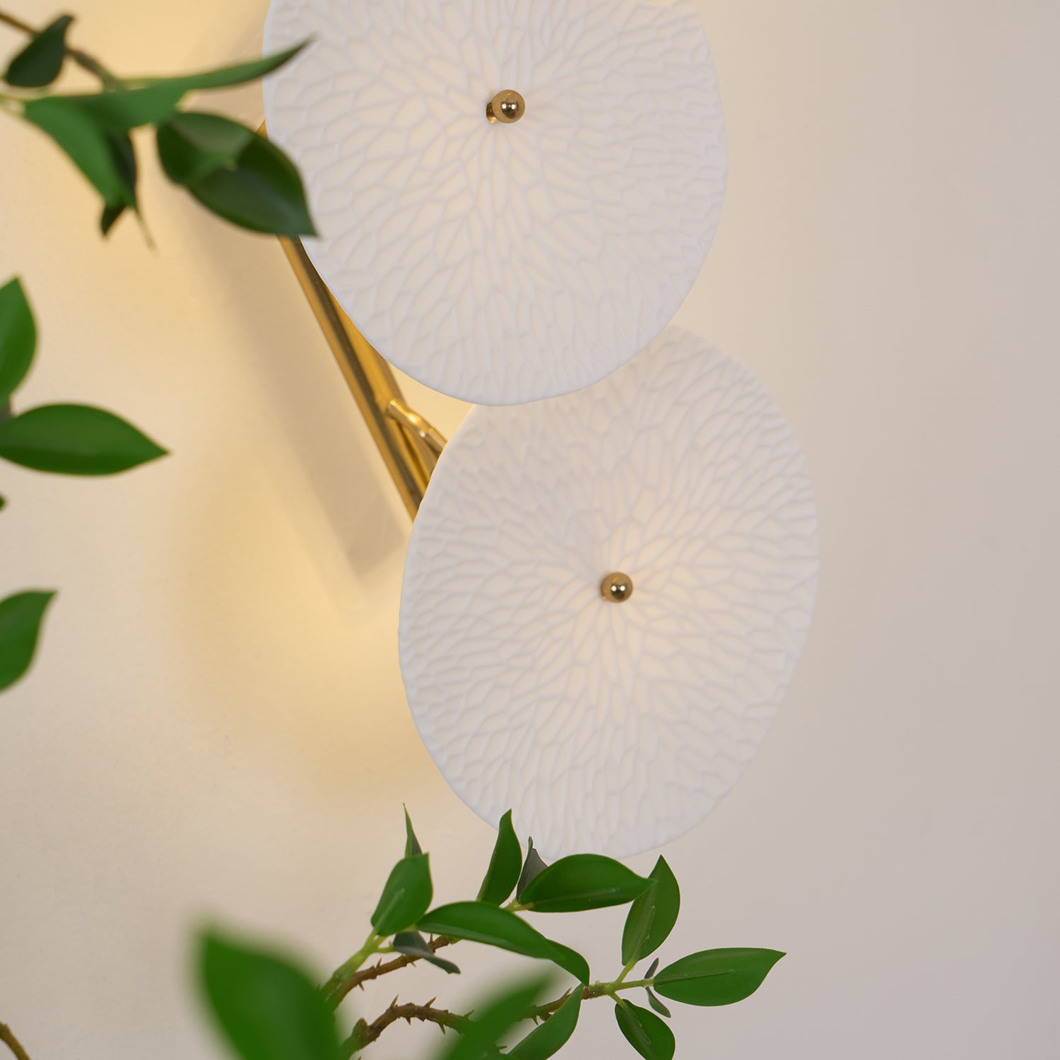 Olivia Lámpara de Pared con Pétalos de Loto — imagen 38 | Aura Lighting