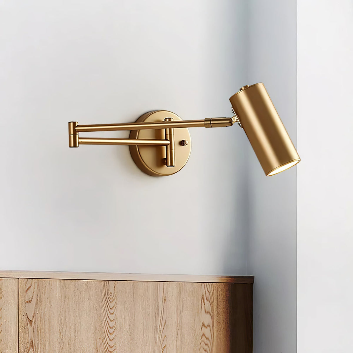 Ray Lámpara de Pared con Brazo Oscilante Ajustable — imagen 39 | Aura Lighting