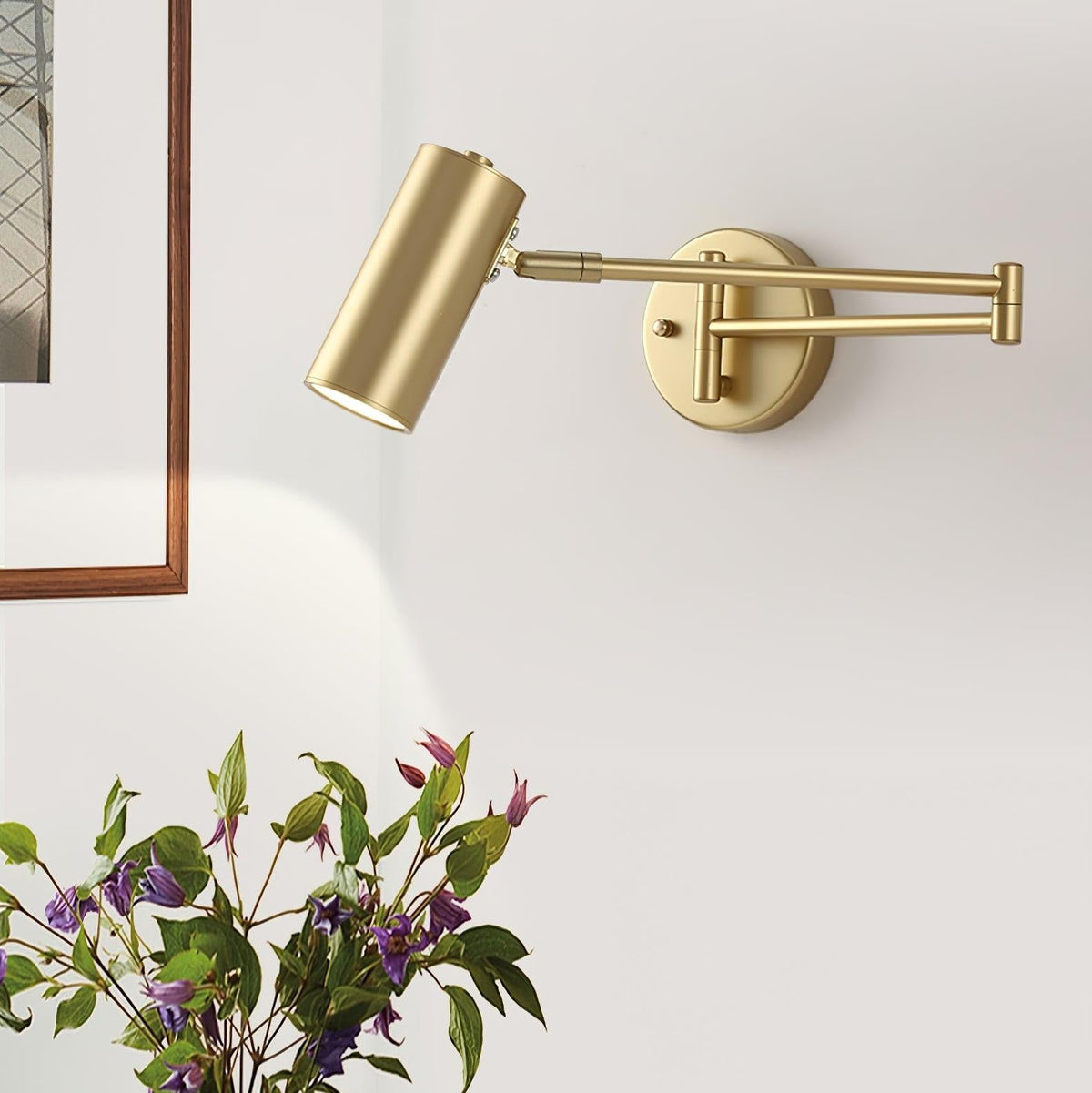 Ray Lámpara de Pared con Brazo Oscilante Ajustable — imagen 7 | Aura Lighting