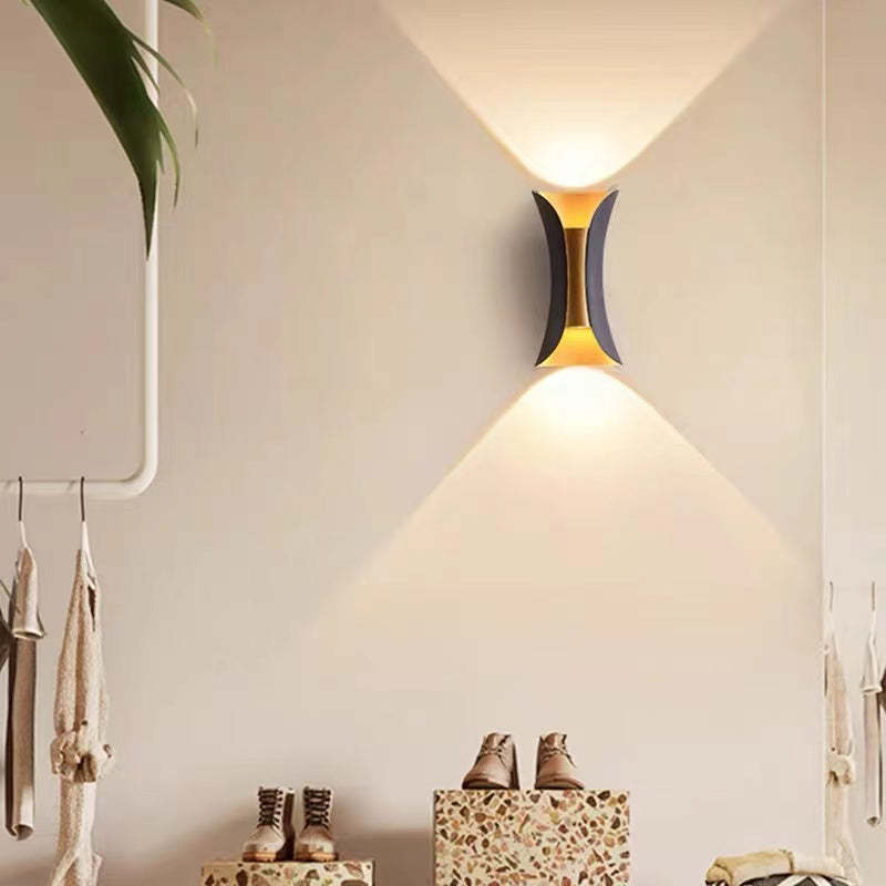 Ray Moderna Foco Metal Aplique de Pared Exterior Blanca/Negra — imagen 10 | Aura Lighting
