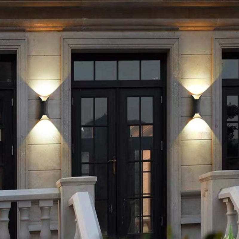 Ray Moderna Foco Metal Aplique de Pared Exterior Blanca/Negra — imagen 8 | Aura Lighting
