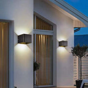 Ray Moderno Doble Foco Metal Aplique de Pared Exterior Negro/Blanco — imagen 11 | Aura Lighting